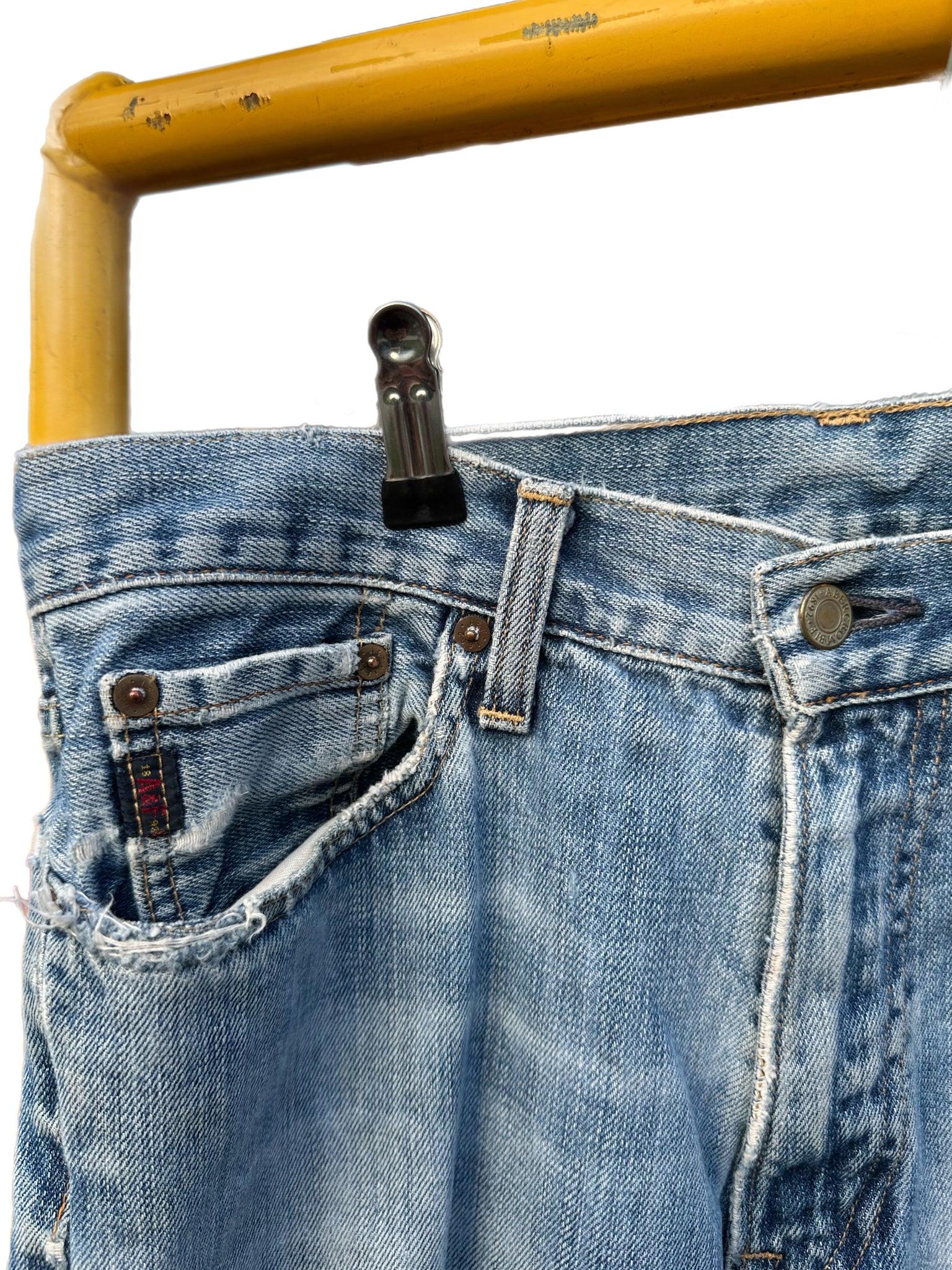 Abercrombie Ripped Y2K jeans